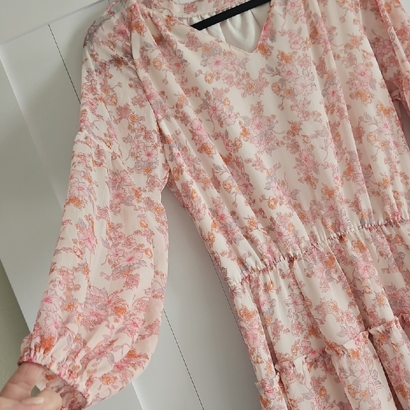 Floral Pink Tiered Chiffon Dress - Picture 3 of 5